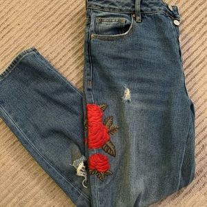 Rose embroidered jeans